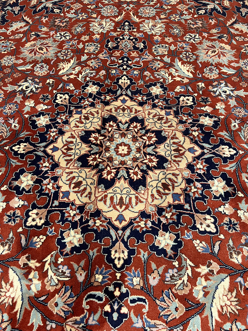 Alfombra 2427, detalle de ejecución