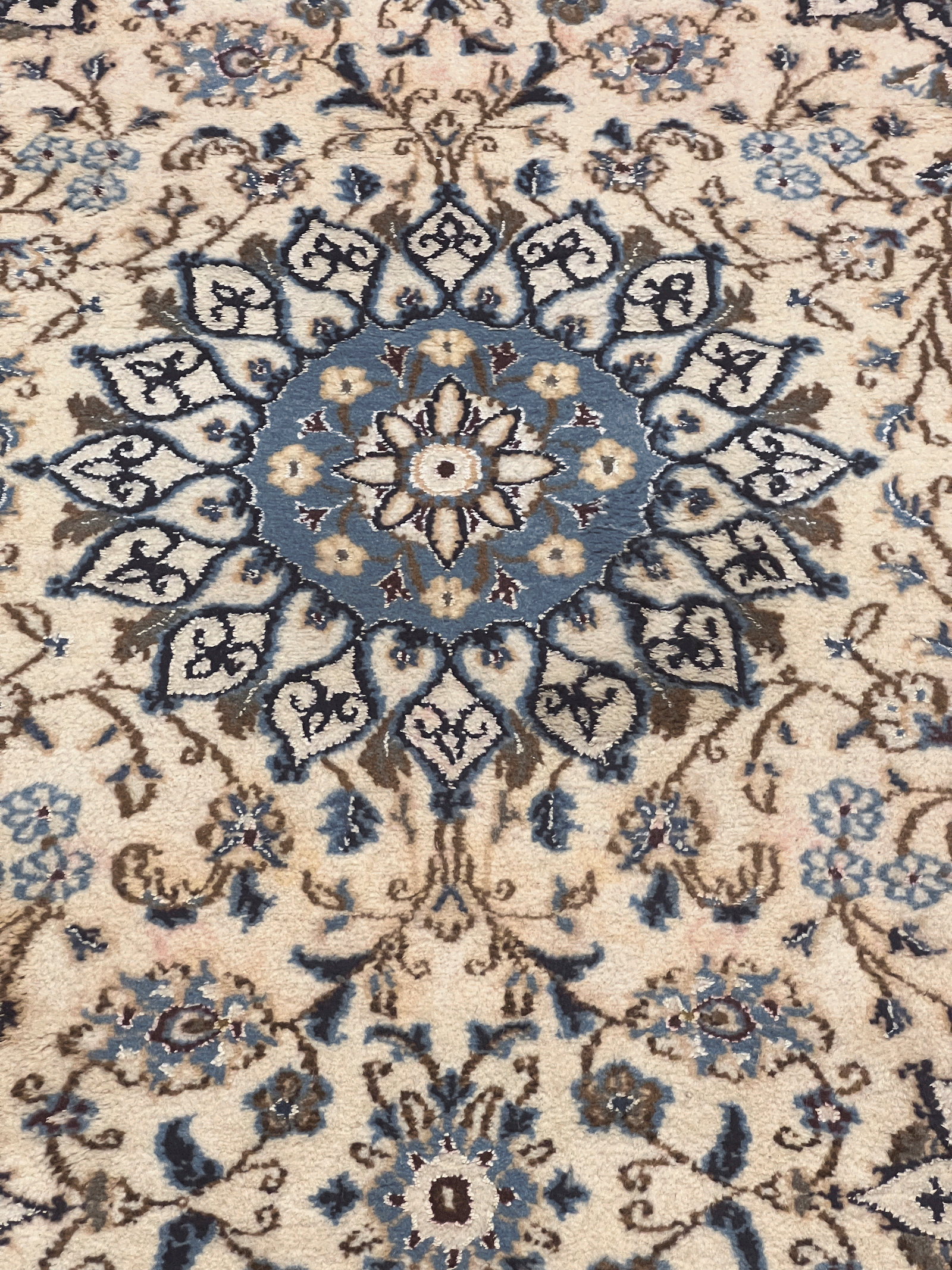 Alfombra FK0871, detalle de ejecución
