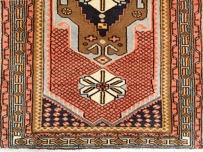 Alfombra FK0185, detalle de ejecución
