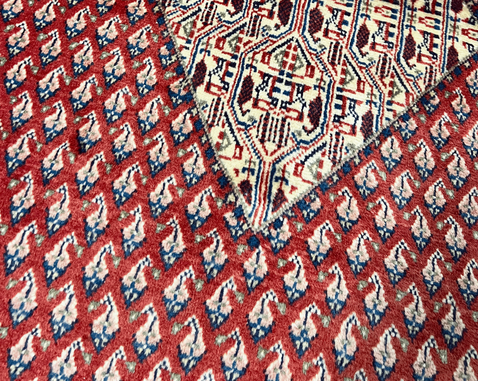 Alfombra FK0912, detalle de ejecución